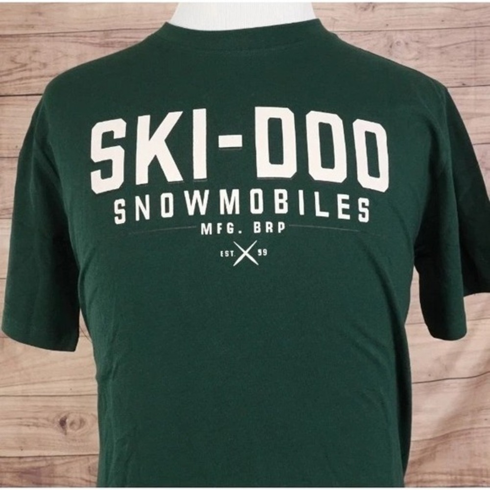 Ski-Doo Racing Ski Doo Snowmobiles Logo Winter Sports T-Shirt Size 2XL Green New